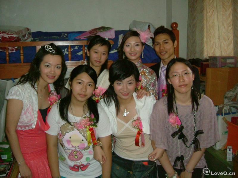 <em>姐妹团</em>(06年)_人地嘅<em>婚礼</em>