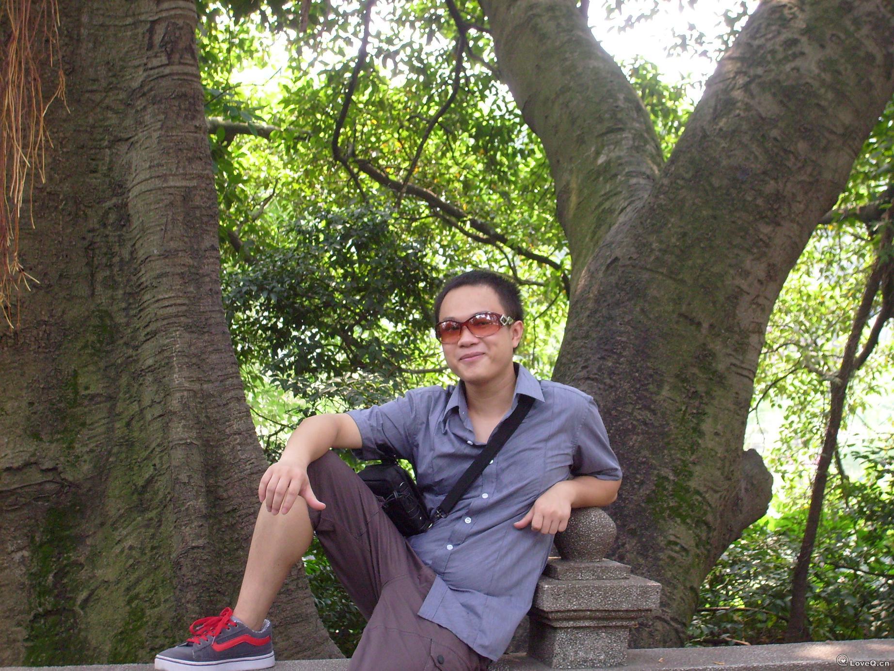 死肥仔_nono__loveq+一些事一些情官方网站适视频能水图片