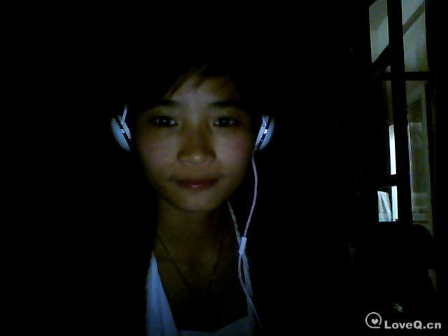 和欣儿聊天后脸红了._qinaixinxin