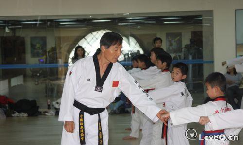 黑带九段金先生_德意志:1.低调