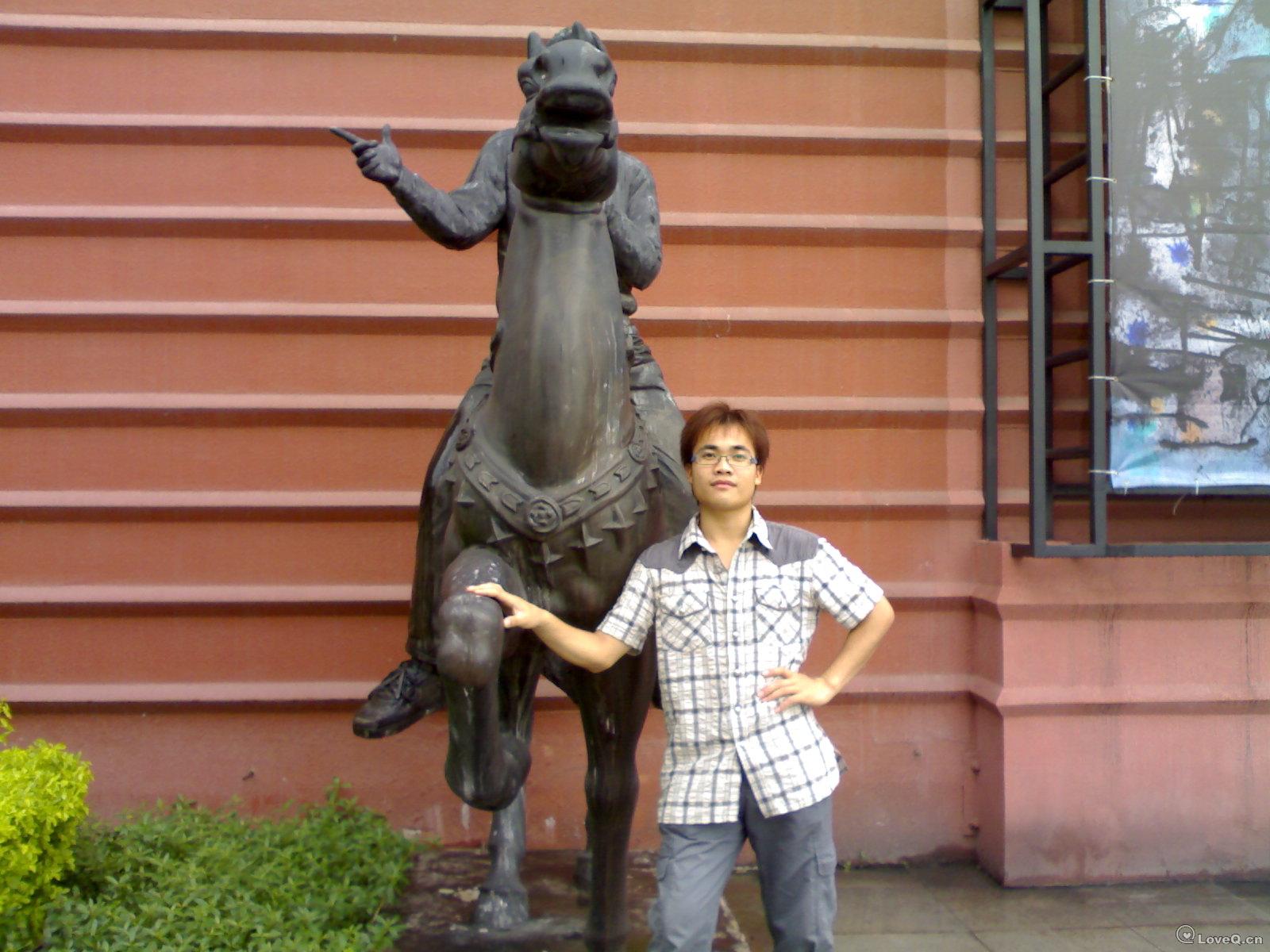 广州美术学院_最新__LoveQ 一些事一些情官方