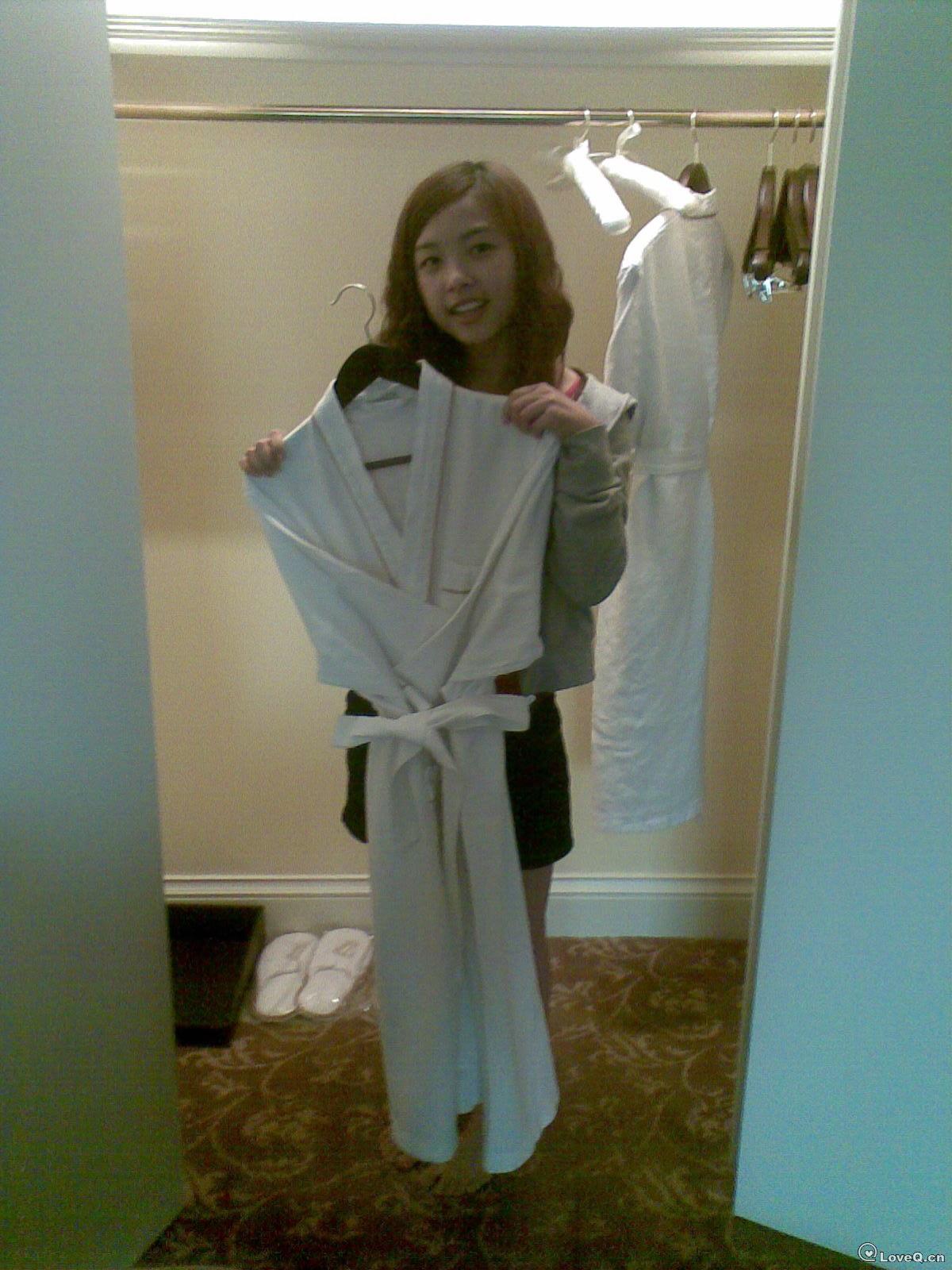 试穿睡衣_mc__loveq 一些事一些情官方网站 乐